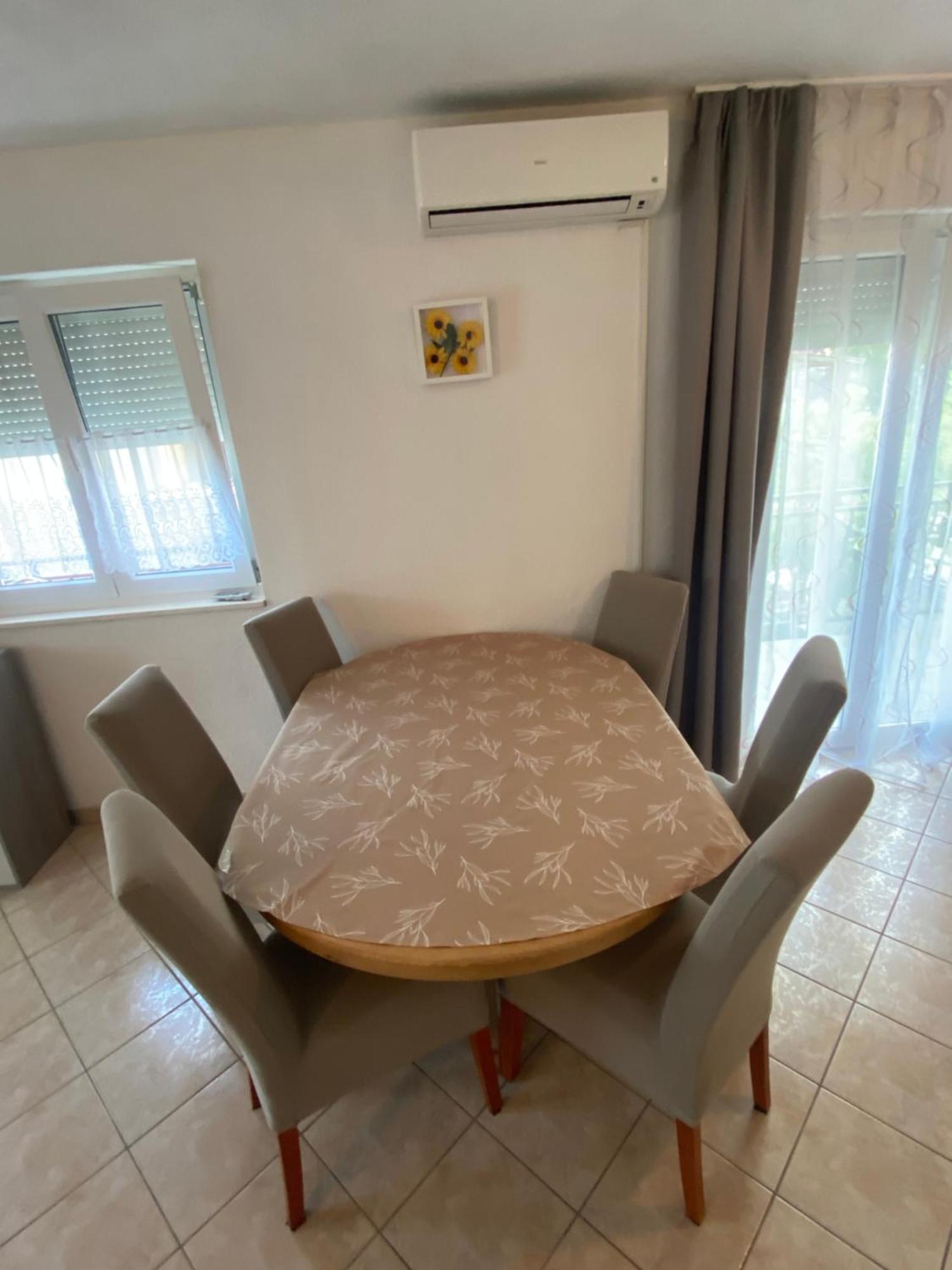 Apartments Simic Trogir Exterior photo