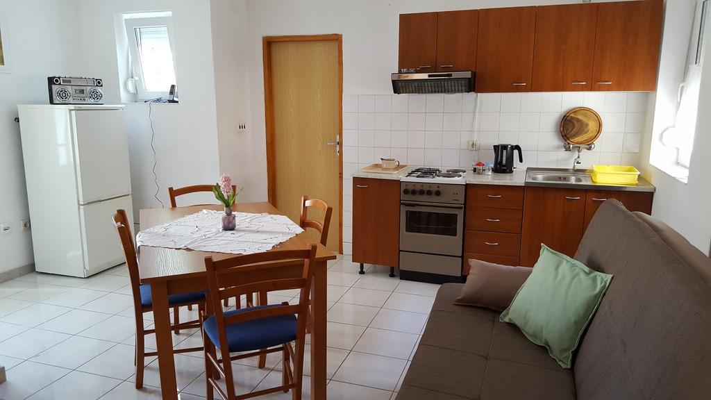 Apartments Simic Trogir Exterior photo
